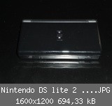 Nintendo DS lite 2 close.JPG